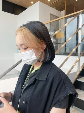 ショート カラー ヘアアレンジ ミニボブ/ブリーチ 🌈MISATOのヘアスタイル