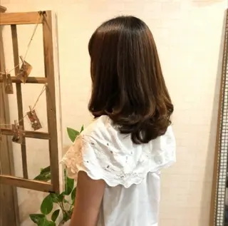 セミロング 栗田 由佳の眉毛・アイブロウイメージ