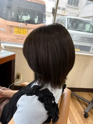 ショート カラー スー 髪質改善 レイヤーのヘアスタイル