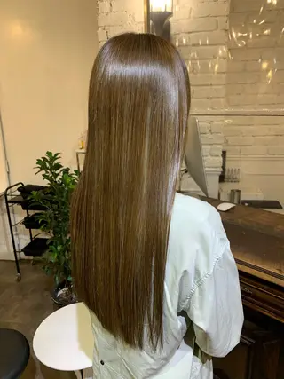 ロング 佐藤 莉子のヘアスタイル