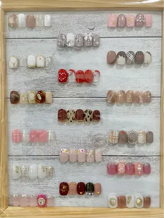 ネイル マツエク・マツパ アイブロウ Nail&eye Belire 新宿のネイルデザイン