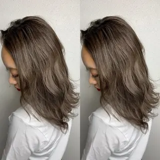 セミロング カラー 似合わせ/ブリーチ カラー.岡田友仁のヘアスタイル