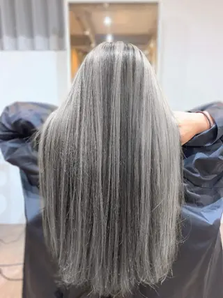 ロング カラー na3moe【ナナナモエ】所属・髪質改善✨カラー特化 サロン🎨平尾晃一のヘアスタイル