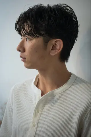 ショート ボブレイヤー募集 出島凜平のヘアスタイル