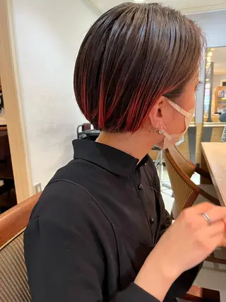 ショート カラー eri kinjoのヘアスタイル