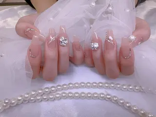 ネイル UMI ネイルサロン新宿🎀のネイルデザイン