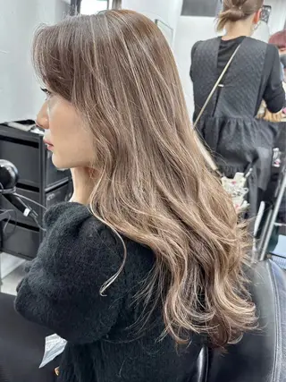 カラー Rico / bob/グレージュのヘアスタイル