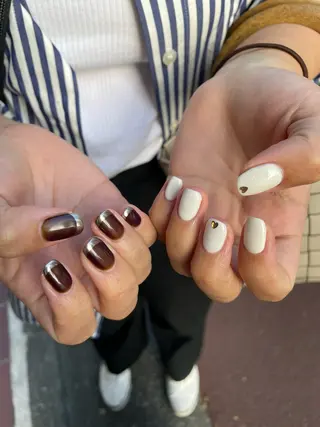 ネイル はばすみれ🎀ﾈｲﾙ 光ﾌｪｲｼｬﾙ ﾍｱのネイルデザイン
