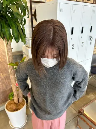 カラー AGREE Momokaのヘアスタイル