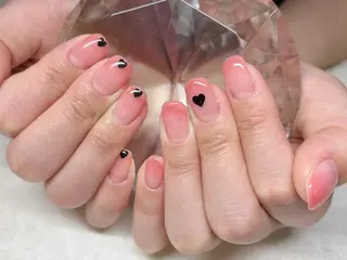 ネイル マツエク・マツパ アイブロウ Nail&eye Belire 新宿のネイルデザイン