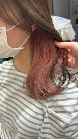 ロング カラー 砂野 真璃奈のヘアスタイル