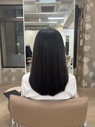 ミディアム サアヤ/ SYS by fitのヘアスタイル