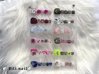 ネイル lili.nail y2k/長さ出しのネイルデザイン