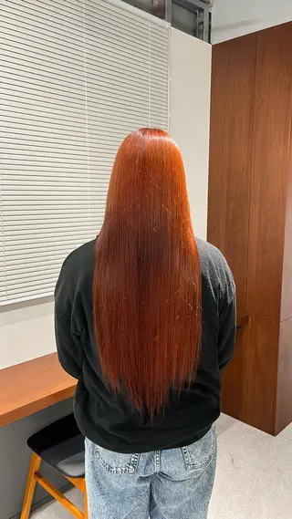 ロング カラー FILMS hotchiのヘアスタイル