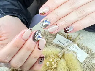ネイル AngelChris ビューティーサロンのネイルデザイン