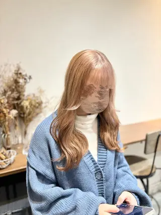 セミロング カラー ヘアアレンジ Narumi 🧚♂️のマツエク・マツパデザイン