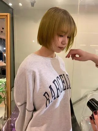 ショート カラー 美髪・シールエクステ ホソタニリョウコのヘアスタイル