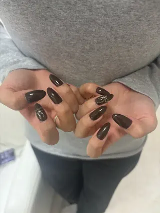 ネイル 沖永 紗衣架のネイルデザイン