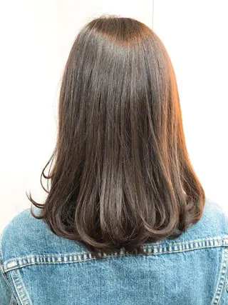 セミロング レイヤーカット🎀 kanaのヘアスタイル