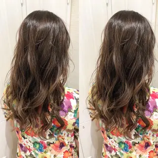 ロング カラー 三鷹で1番ショート ボブをカットする新谷のヘアスタイル