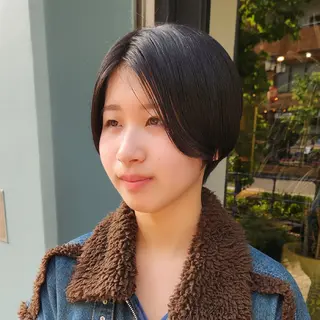 ショート ハヤシ マユ ✂ 府中美容室のヘアスタイル