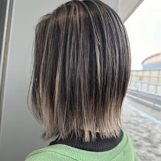 ショート 峯 志帆のヘアスタイル