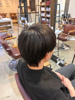 ショート メンズ 聖菜/ hina /レイヤー/艶カラーのヘアスタイル