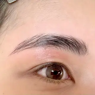 アイブロウ BeckyLash 広瀬のマツエク・マツパデザイン