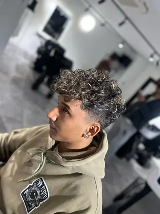 ショート カラー パーマ メンズ 池袋/FADE /メンズ特化のヘアスタイル