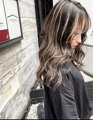 ロング カラー タナカ タクヤのヘアスタイル