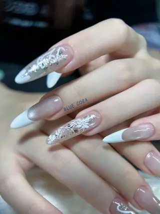 ネイル BLUE CORAのネイルデザイン