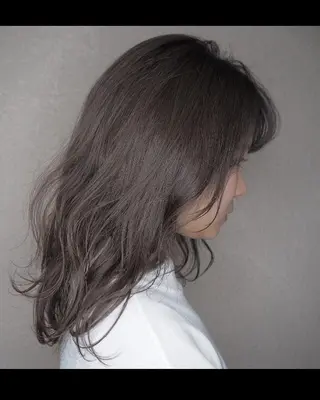 ミディアム カラー 菅村 勇亮のヘアスタイル