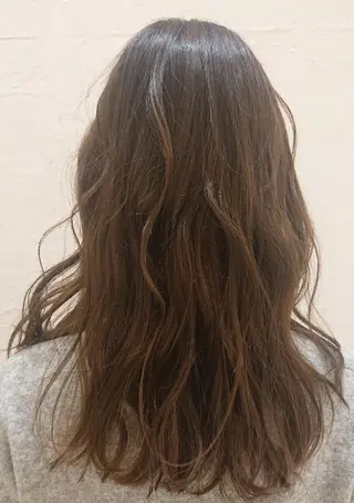 カラー chacha Blanc田中のヘアスタイル