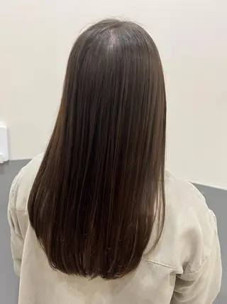 セミロング 花森 捺巳のヘアスタイル