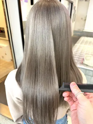セミロング カラー 🌈艶髪ベージュ🌈 ユウトのヘアスタイル