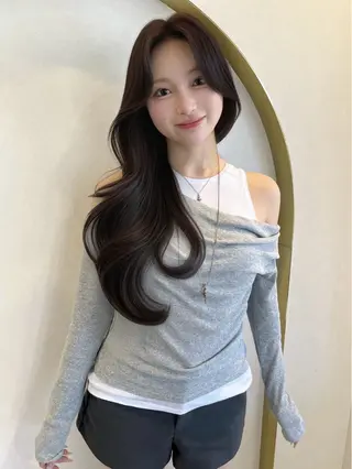 ロング 小田裕也 チャンモリパーマのヘアスタイル