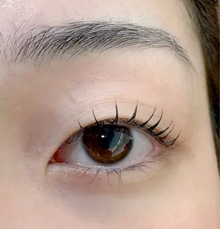 マツエク・マツパ femme横川 さきの眉毛・アイブロウイメージ