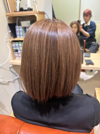 ミディアム カラー 久木原 ゆりのヘアスタイル