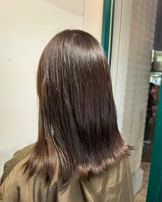 ロング カラー 大塚 しおりのヘアスタイル