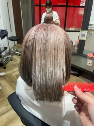 カラー 《ショートモデル》 服部未夢のヘアスタイル