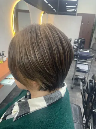 ショート 佐藤 菜穂のヘアスタイル