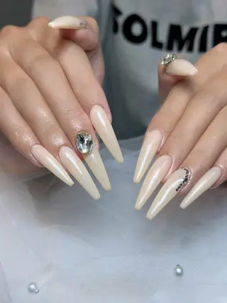 ネイル Julli NailStudioのネイルデザイン