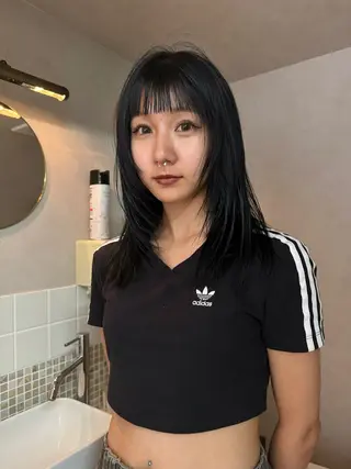 ミディアム udaハイトーン /ボブ/レイヤーのヘアスタイル