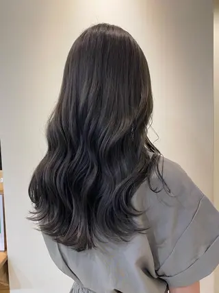 ロング 奈良 彩華のヘアスタイル