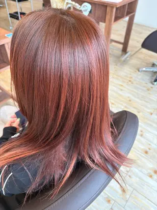 カラー 高橋 彩のヘアスタイル