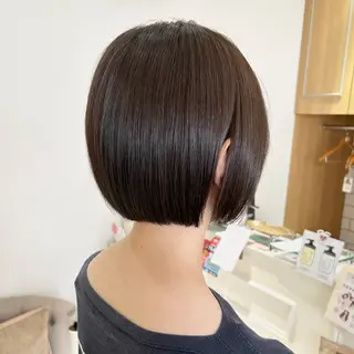 ショート カラー ヘアアレンジ 吉水 彩乃 /ボブ/艶感カラーのヘアスタイル