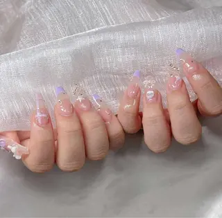 ネイル Lee Nailsのネイルデザイン