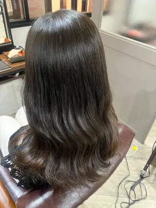 セミロング カラー 🫧ぷる艶カラー🫧 Yuubi🦩のヘアスタイル