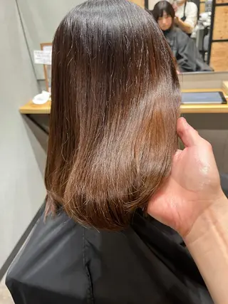 セミロング カラー パーマ ヘアアレンジ メンズ キッズ ネイル マツエク・マツパ アイブロウ 久木原 ゆりのヘアスタイル