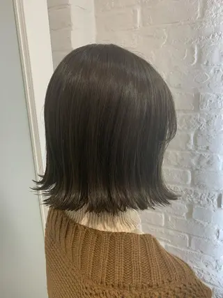 ミディアム カラー 矢澤 明日香のヘアスタイル